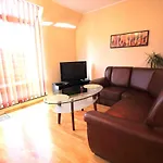 Lucky Apartaments Old Town -Economy
