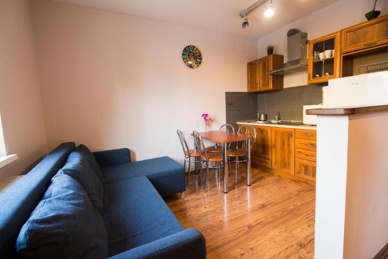 Lucky Old Town -economy Apartment